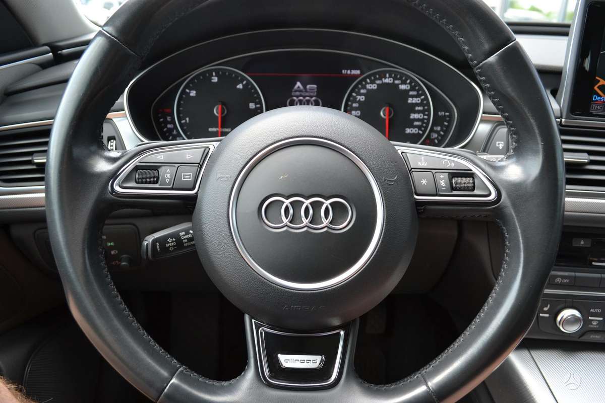 Audi A6 allroad, 3.0 l., Универсал