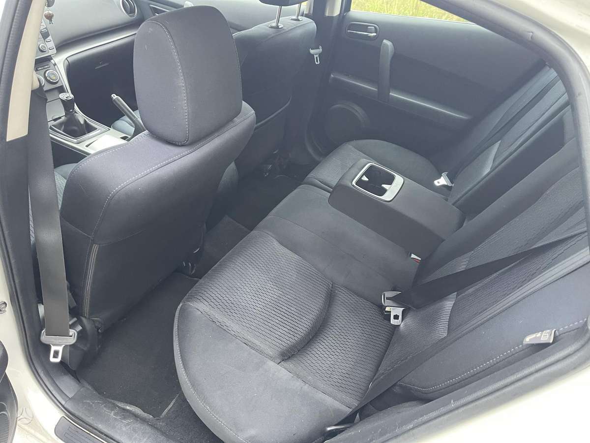 Mazda 6, 2.2 l., Хэтчбек