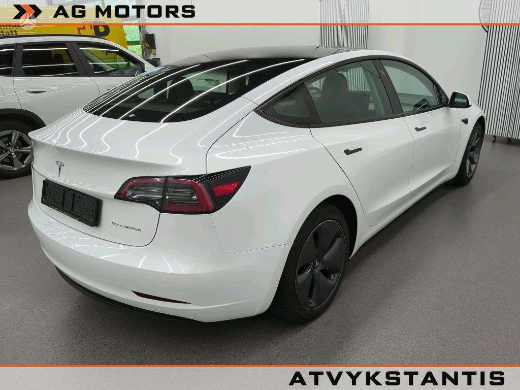 Tesla Model 3, 81 kWh, hatchback
