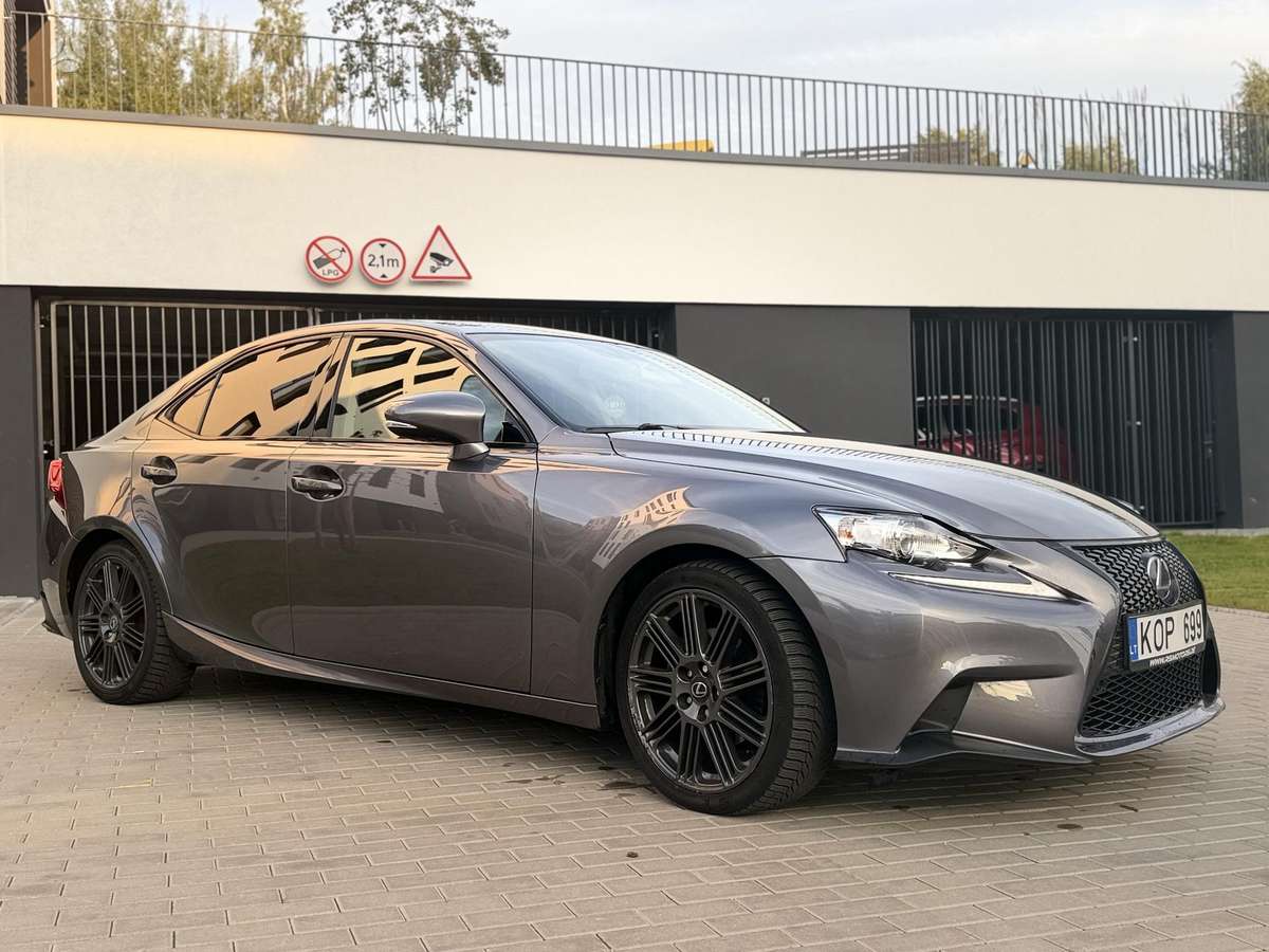 Lexus IS 250, 2.5 l., Седан