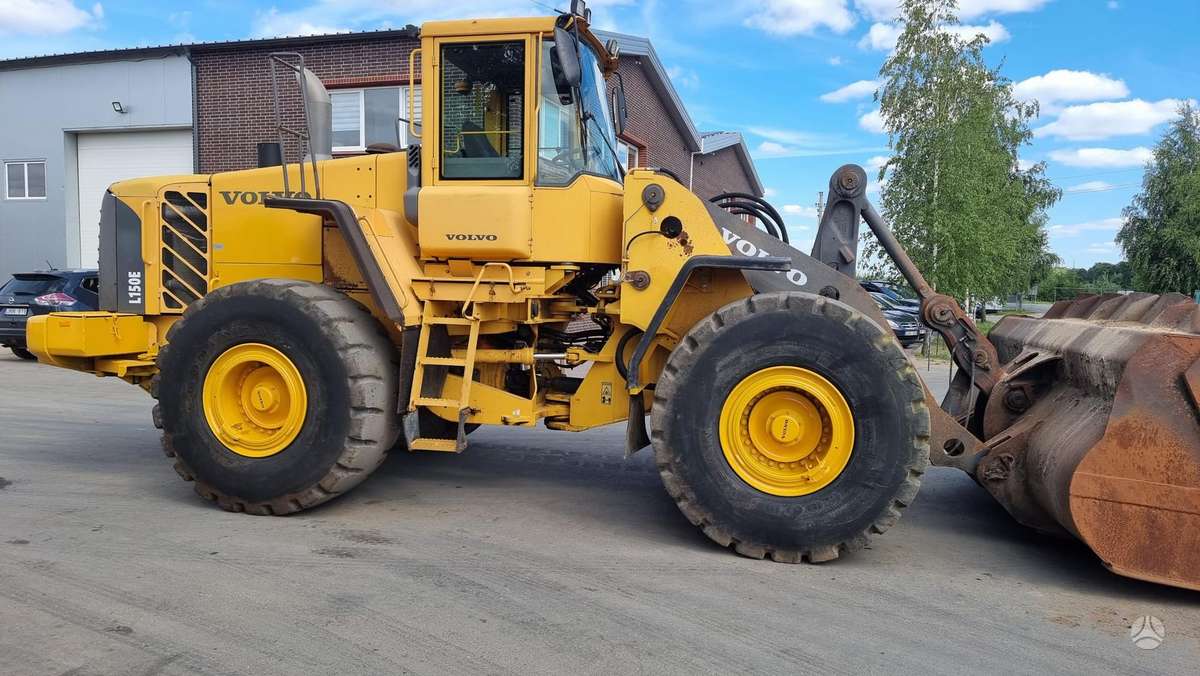 Volvo L150 E, frontaliniai krautuvai