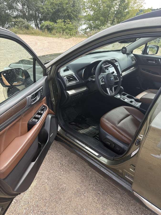 Subaru Outback, 3.6 l., Хэтчбек