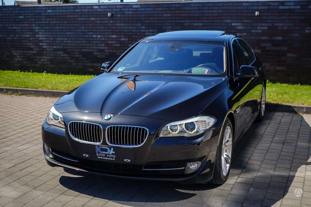BMW 520, 2.0 l., Седан