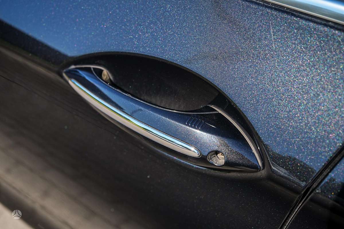 BMW 520, 2.0 l., Седан