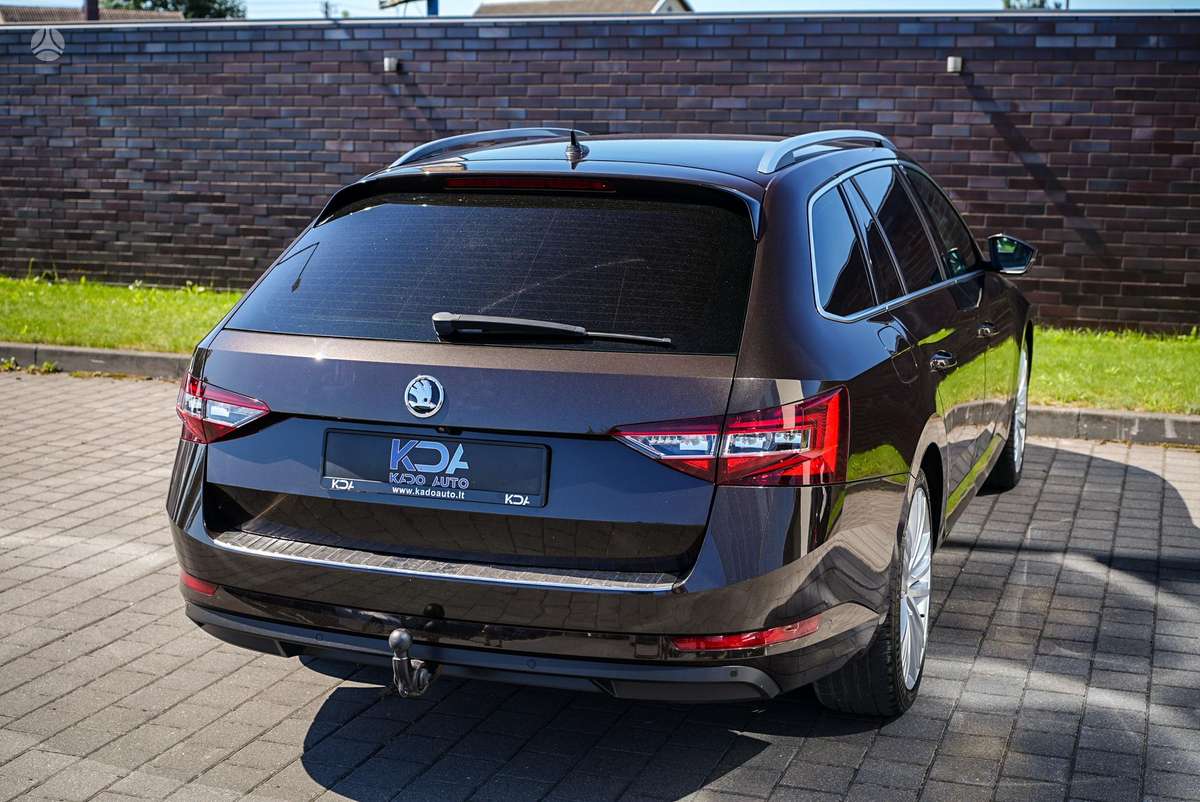 Skoda Superb, 2.0 l., wagon