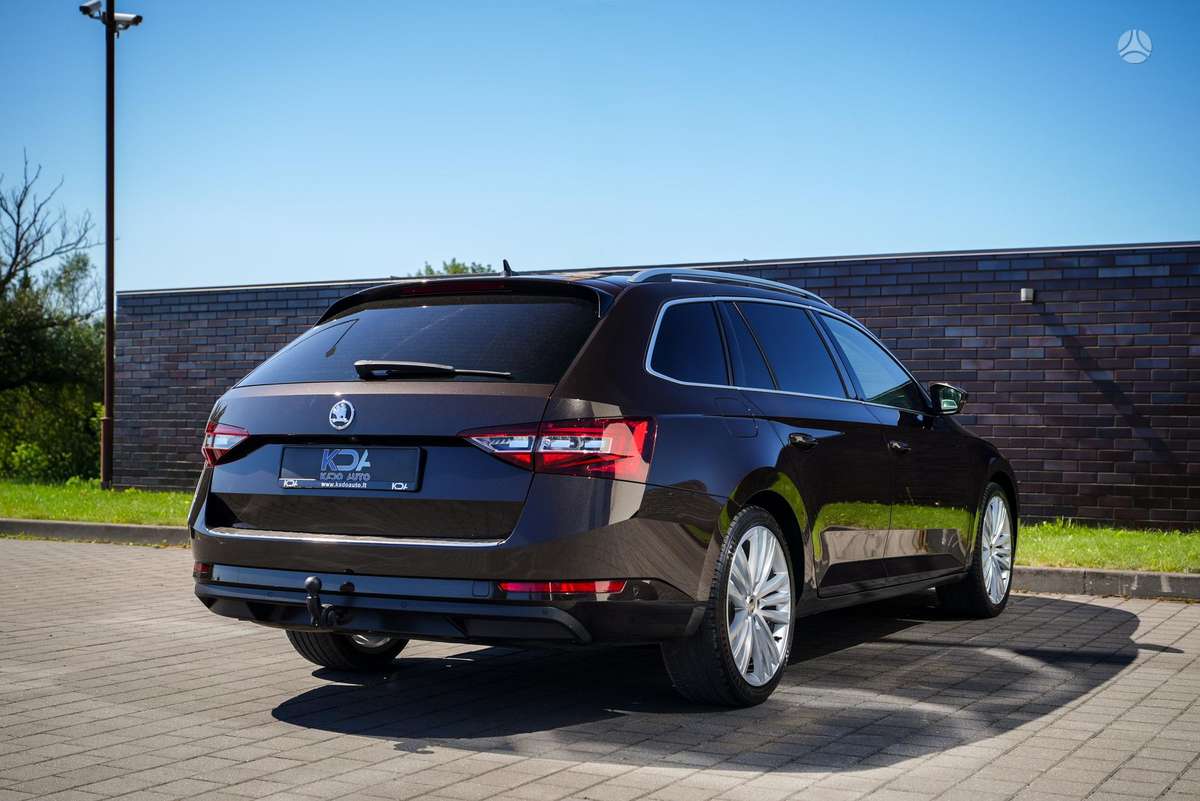Skoda Superb, 2.0 l., wagon