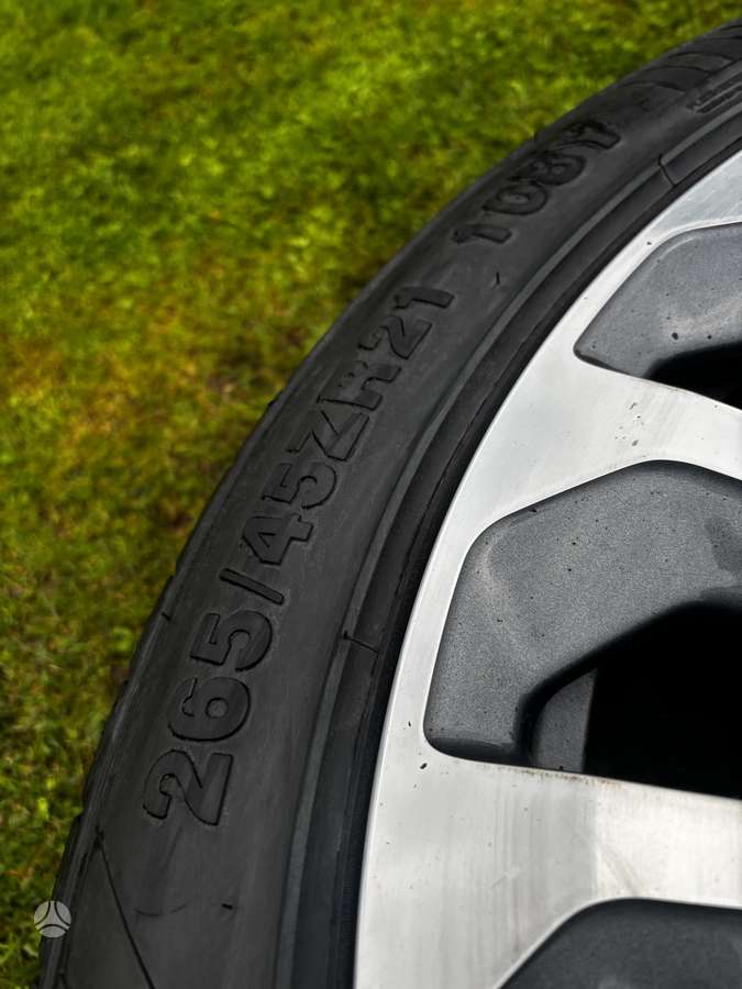 Audi E-tron, light alloy, R21