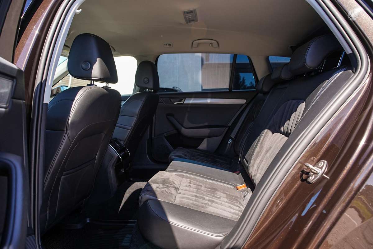 Skoda Superb, 2.0 l., wagon