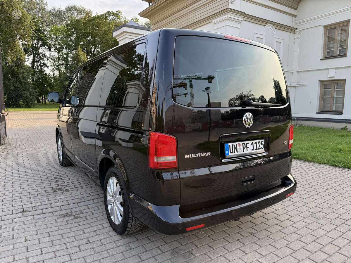 Volkswagen Multivan, 2.0 l., Минивэн