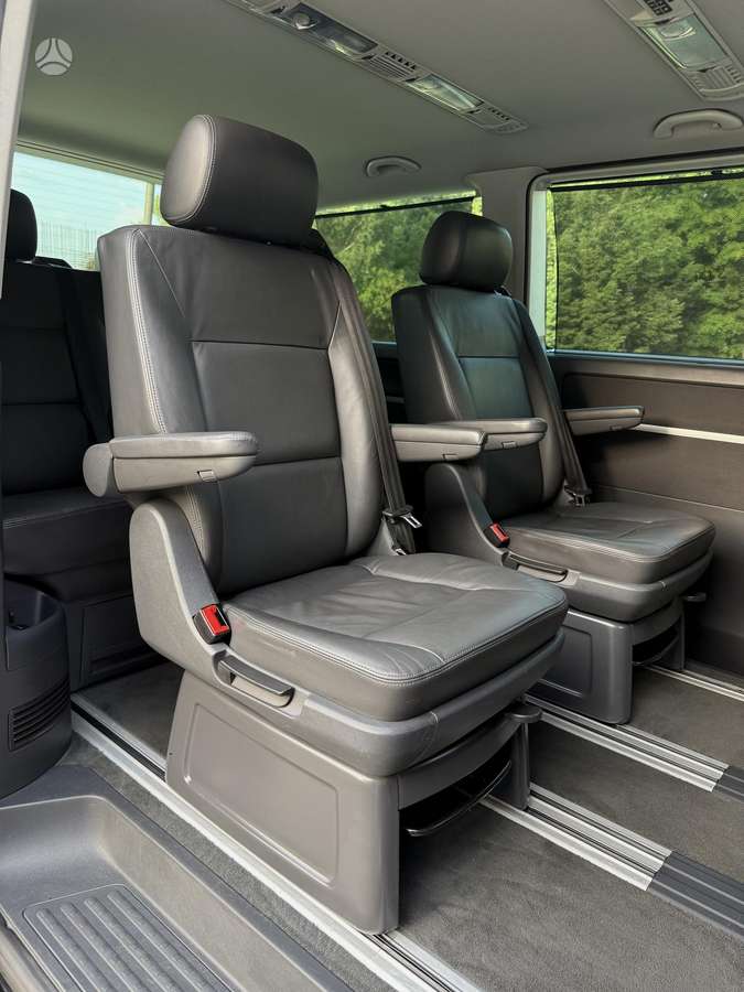 Volkswagen Multivan, 2.0 l., Минивэн