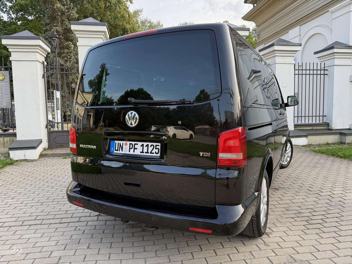 Volkswagen Multivan, 2.0 l., Минивэн