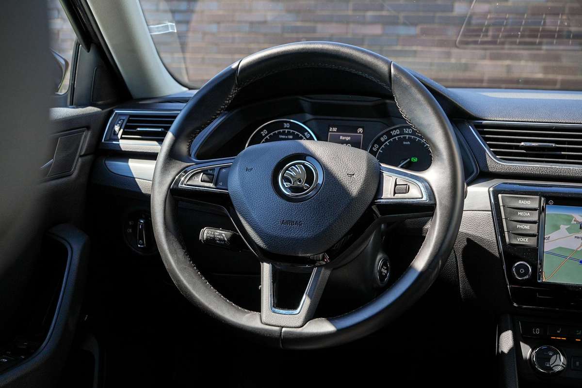 Skoda Superb, 2.0 l., Универсал