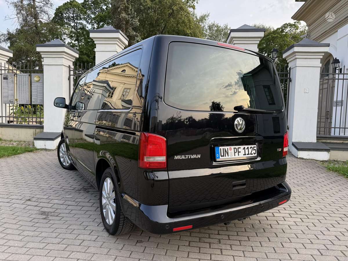 Volkswagen Multivan, 2.0 l., Минивэн