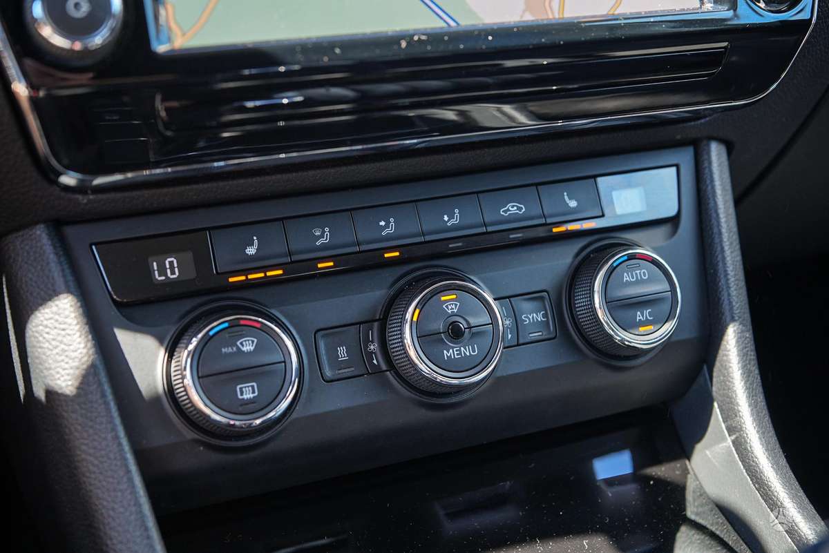 Skoda Superb, 2.0 l., wagon