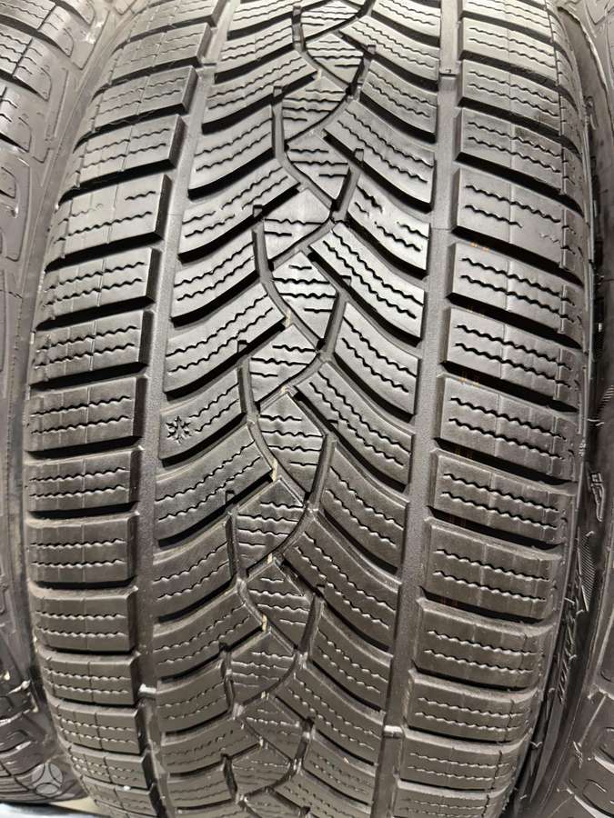Goodyear Ultragrip performance//2024m, winter 225/45 R18
