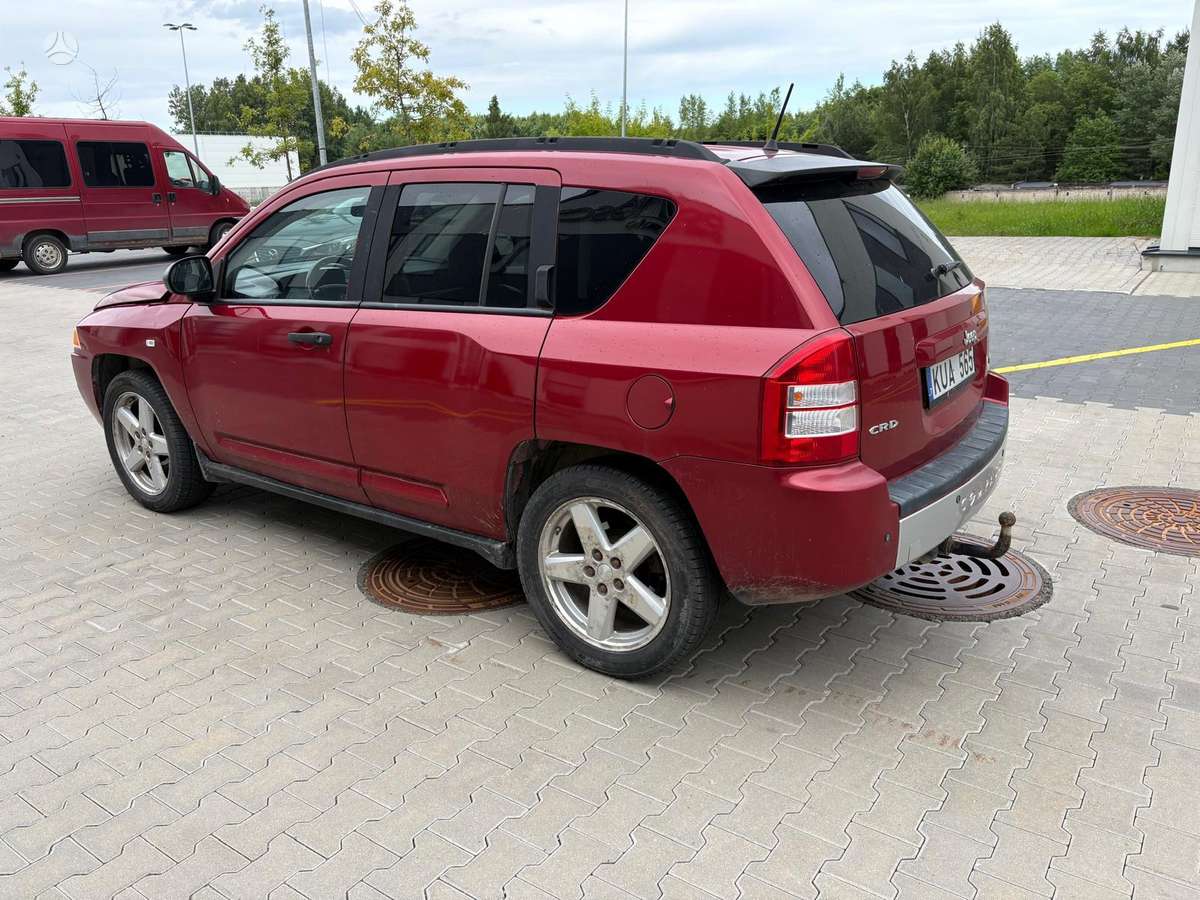 Jeep Compass, 2.0 l., off-road / crossover