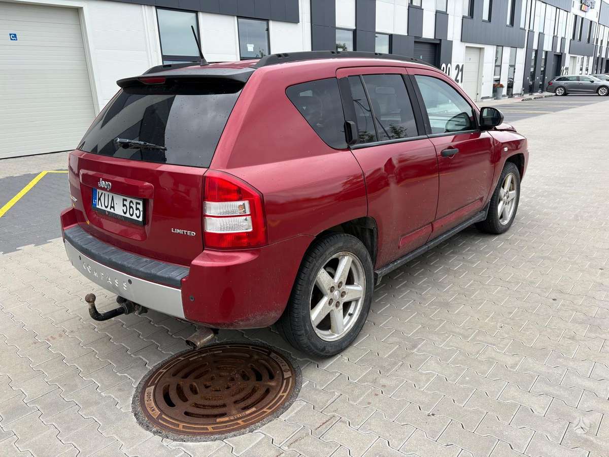 Jeep Compass, 2.0 l., off-road / crossover