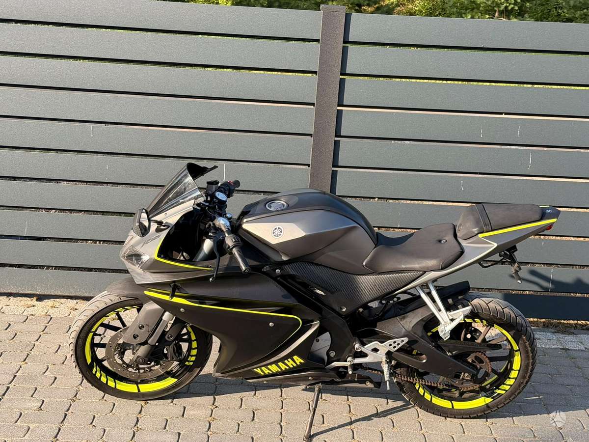 Yamaha YZF 125cc, superbikes