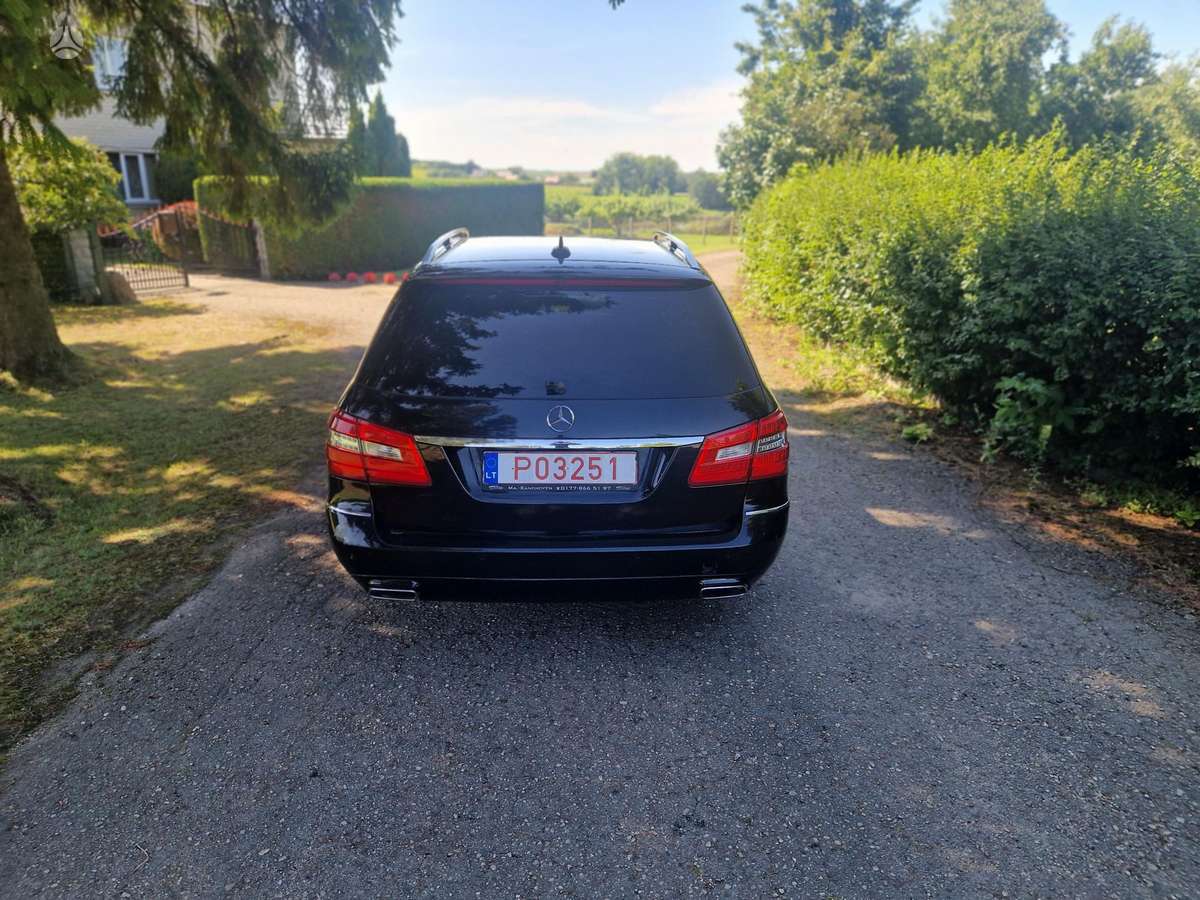 Mercedes-Benz E220, 2.1 l., Универсал