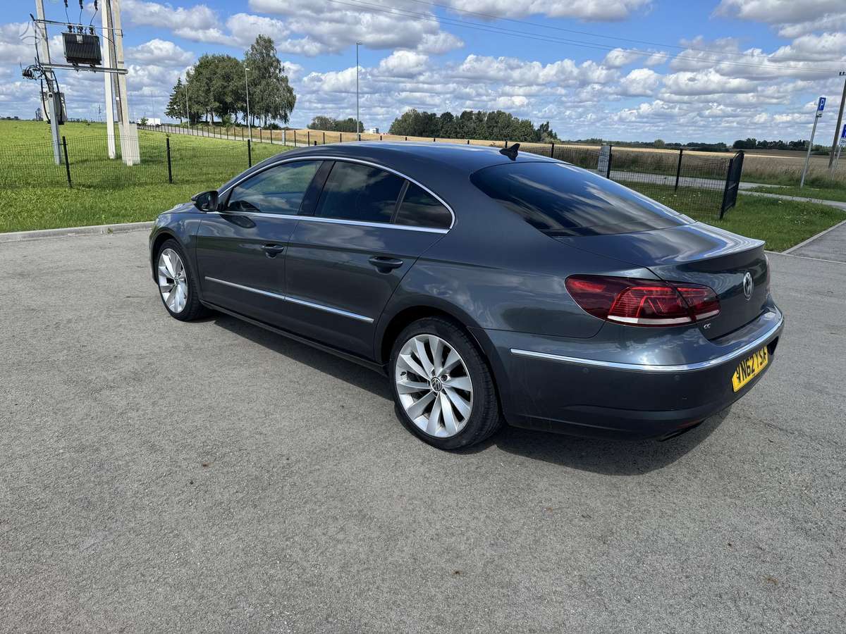 Volkswagen Passat CC - 4