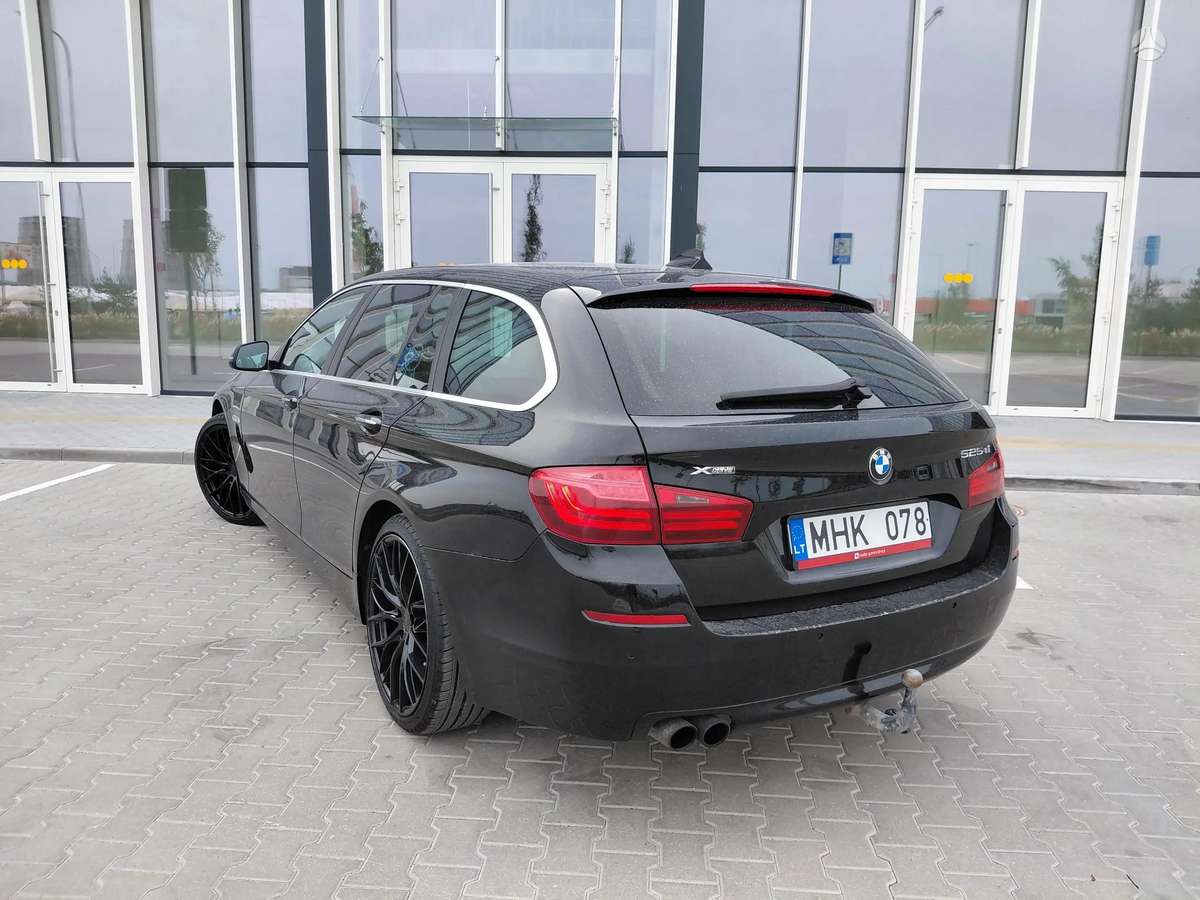 BMW 525, 2.0 l., wagon