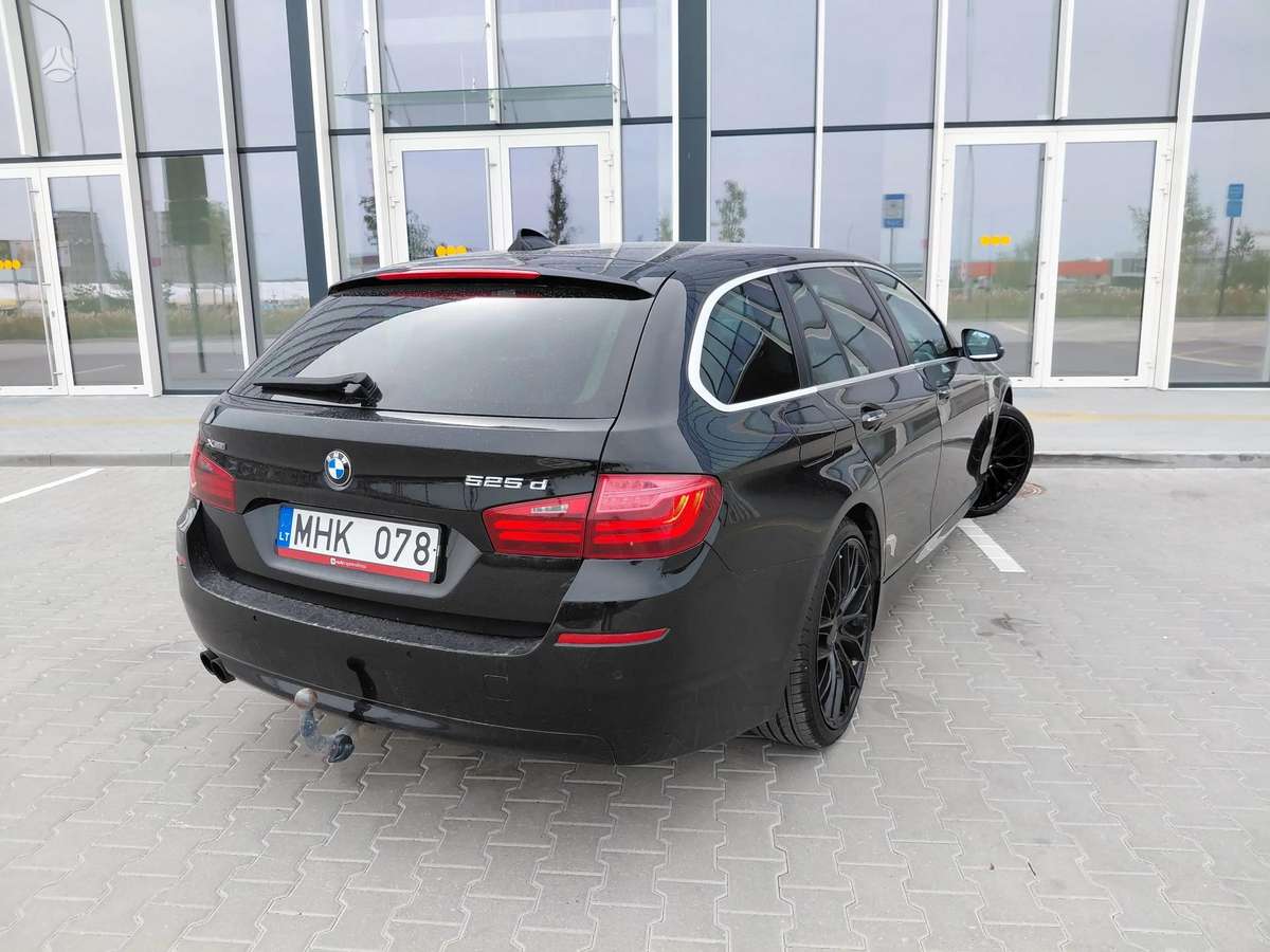 BMW 525, 2.0 l., Универсал