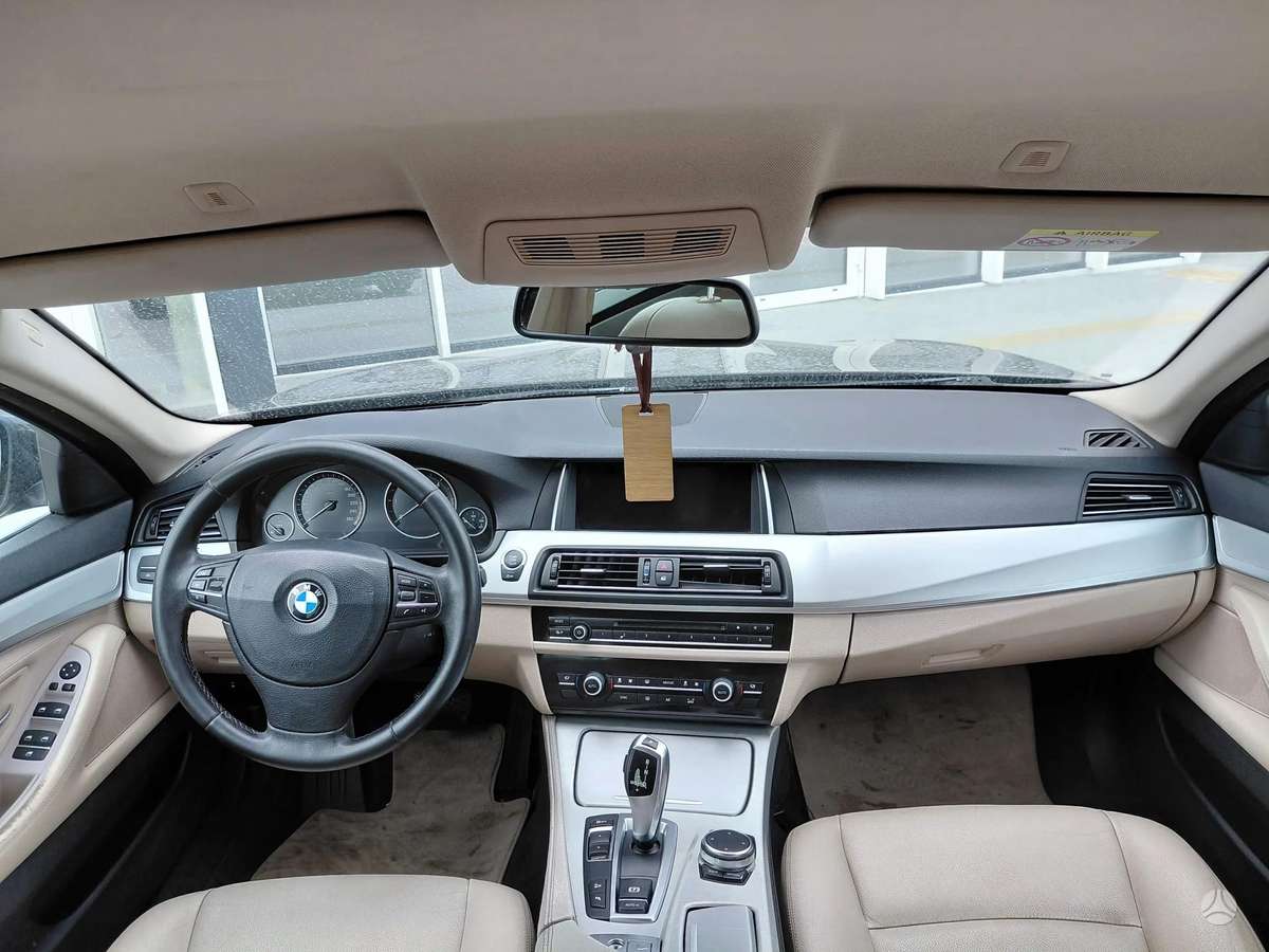 BMW 525, 2.0 l., Универсал