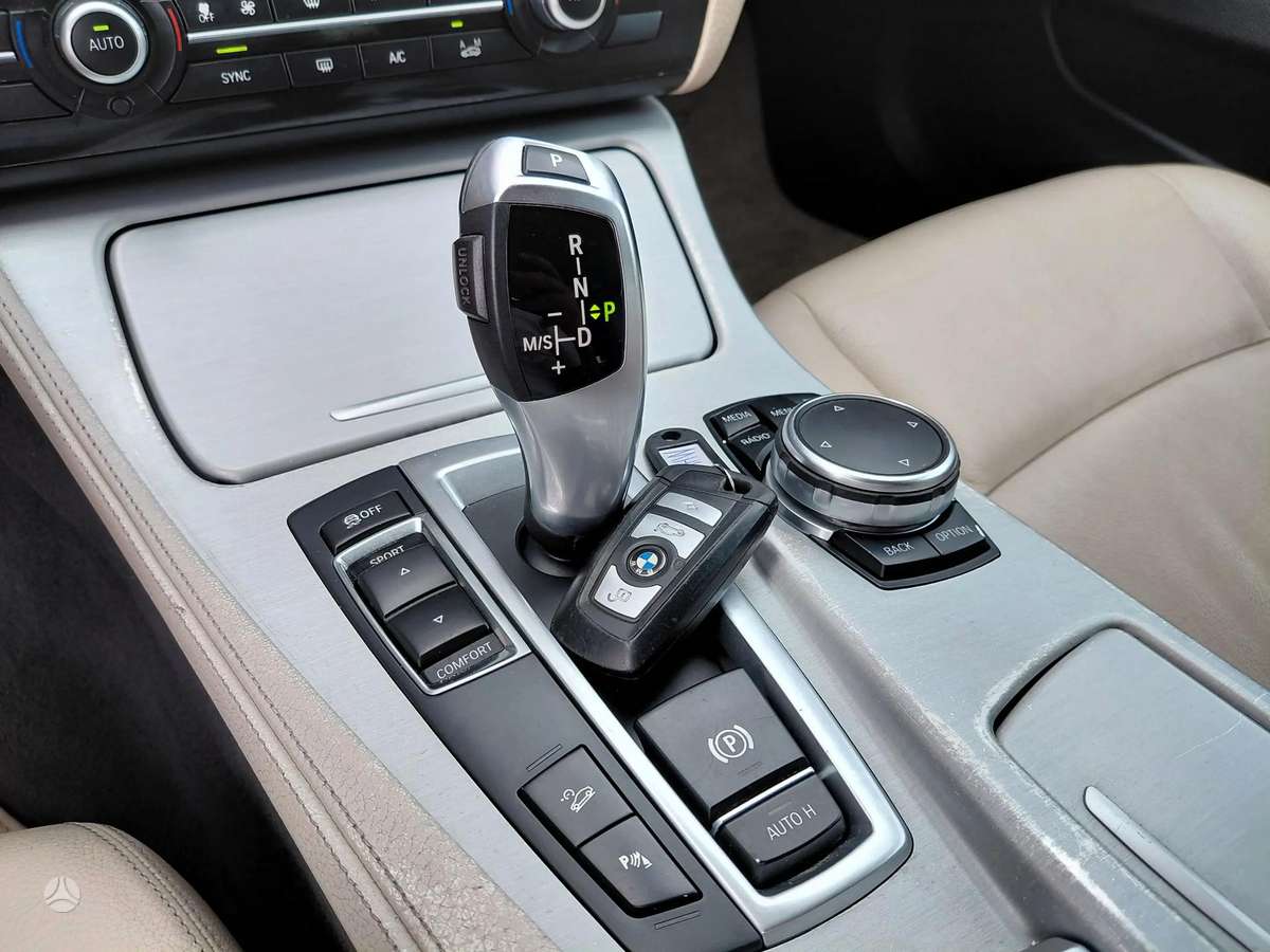 BMW 525, 2.0 l., Универсал