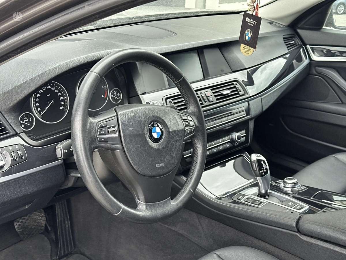 BMW 520, 2.0 l., wagon