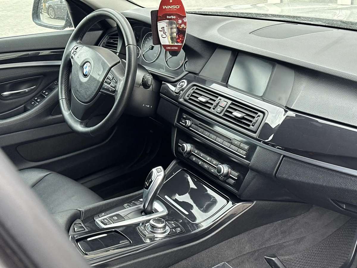 BMW 520, 2.0 l., universalas