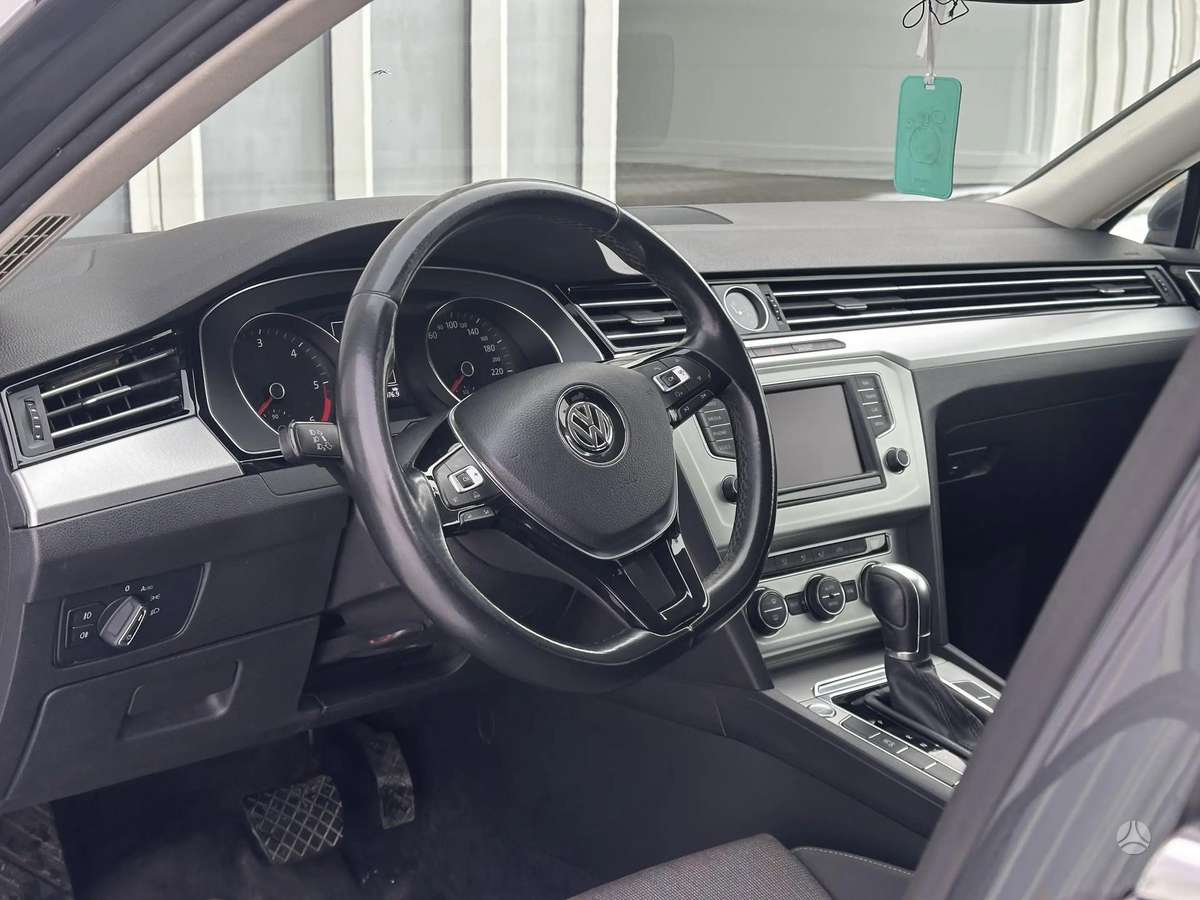 Volkswagen Passat, 2.0 l., Универсал
