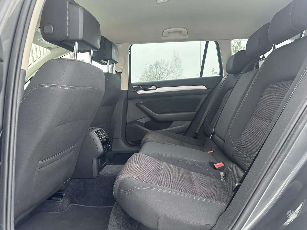 Volkswagen Passat, 2.0 l., Универсал