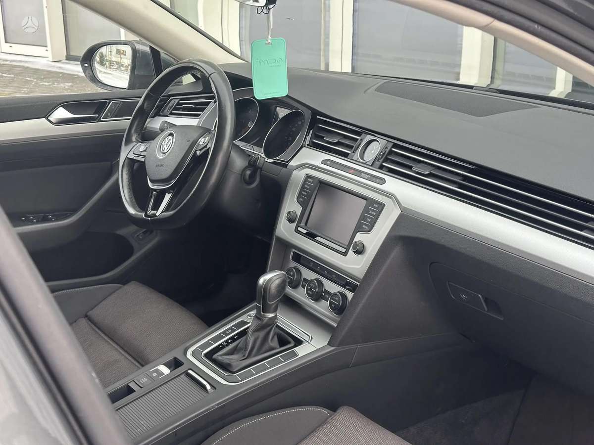 Volkswagen Passat, 2.0 l., Универсал