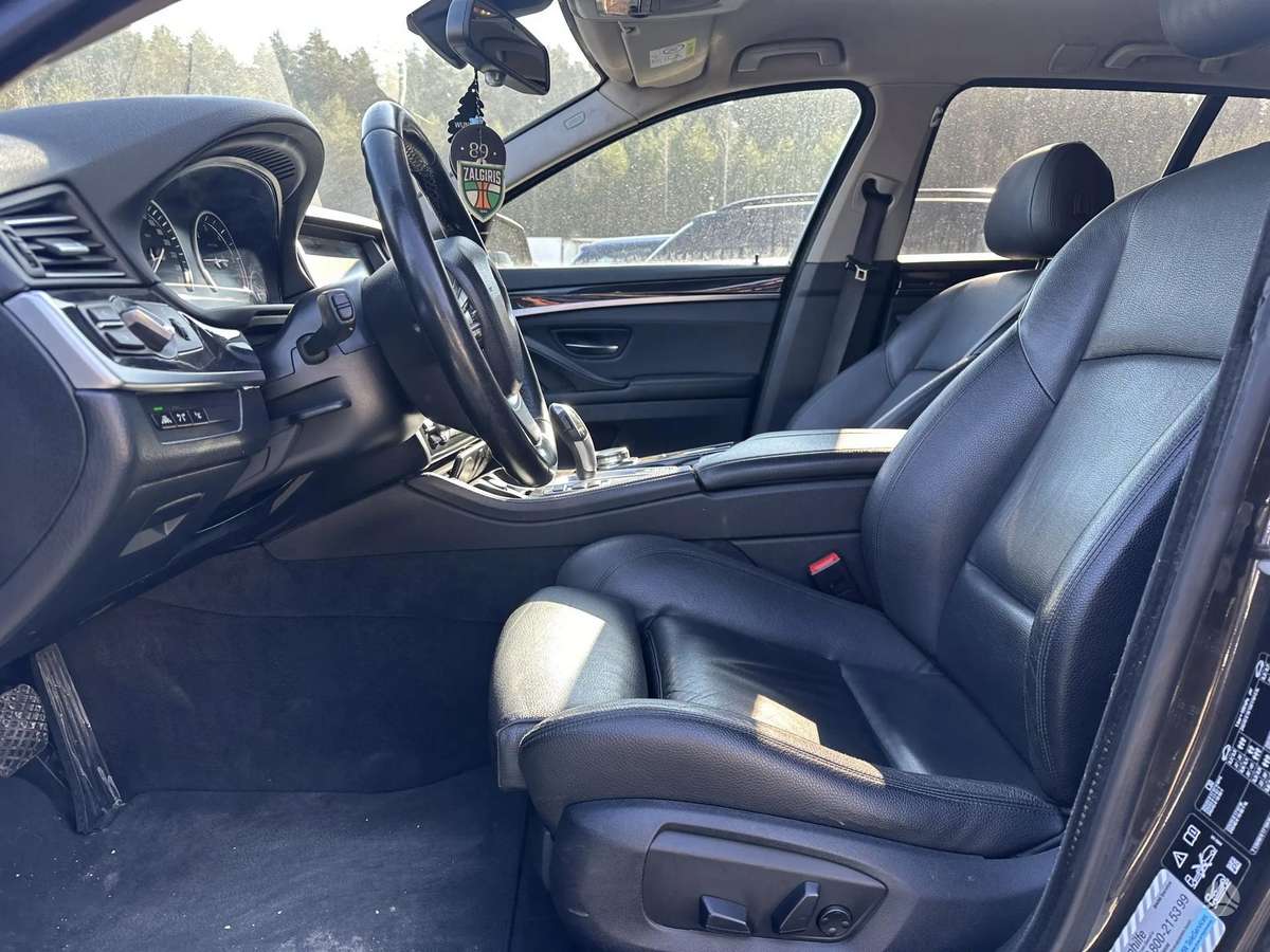 BMW 520, 2.0 l., wagon