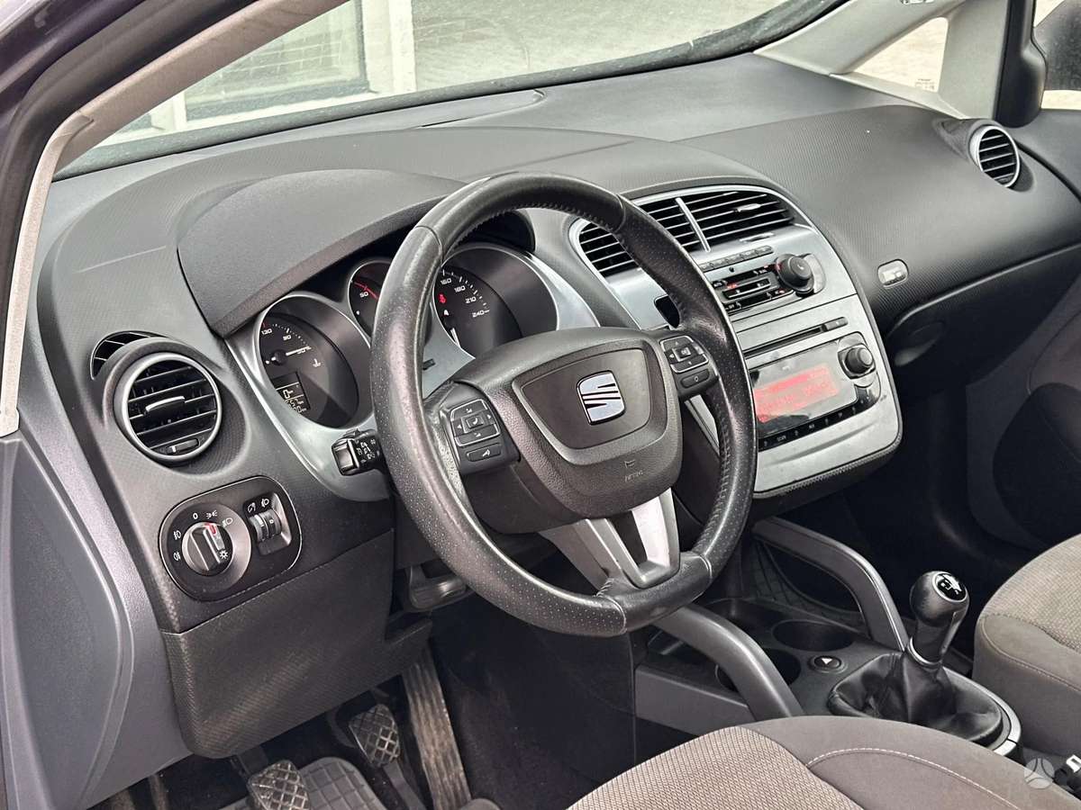 Seat Altea, 1.6 l., Хэтчбек