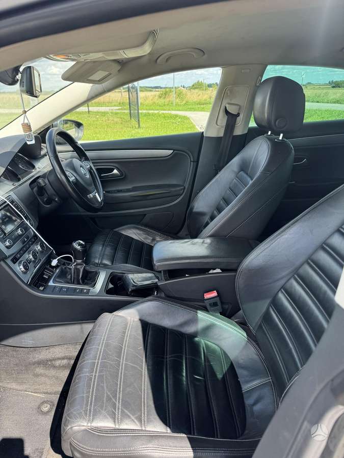 Volkswagen Passat CC - 7