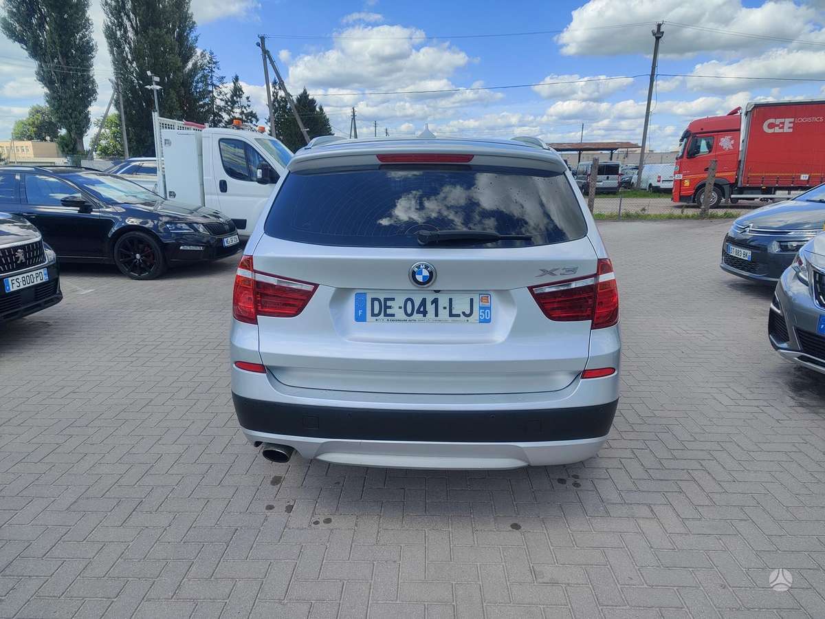 BMW X3, 2.0 l., Минивэн