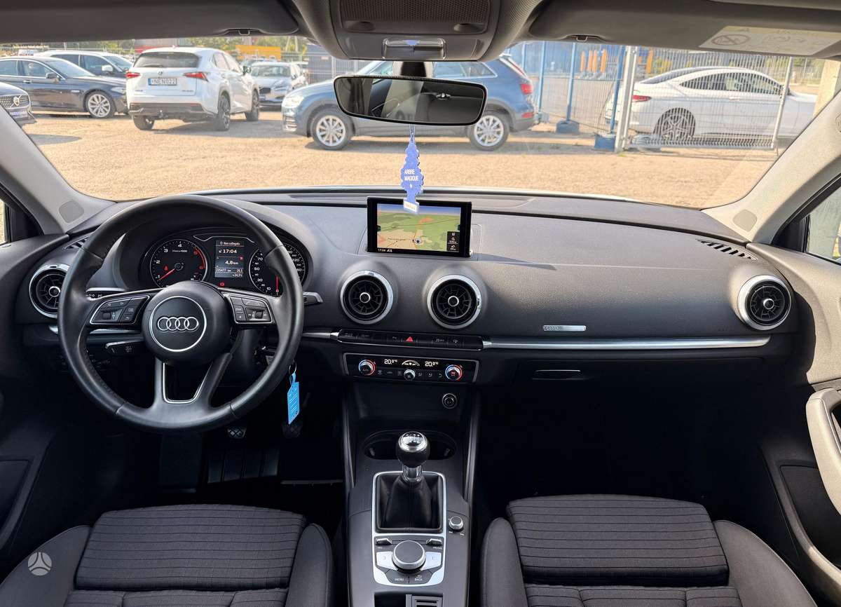 Audi A3, 1.6 l., hatchback
