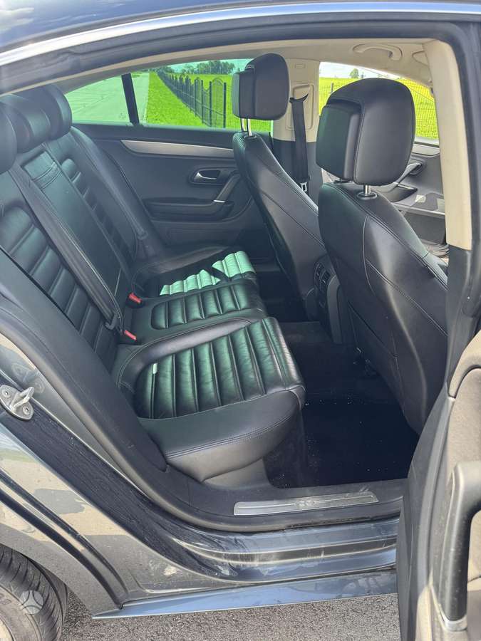 Volkswagen Passat CC - 10