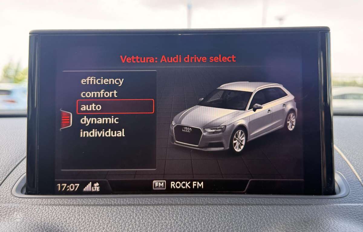 Audi A3, 1.6 l., Хэтчбек