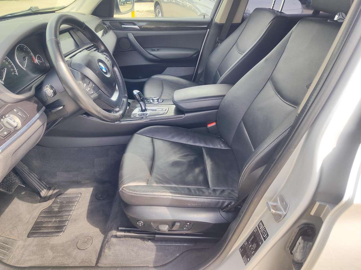 BMW X3, 2.0 l., Минивэн