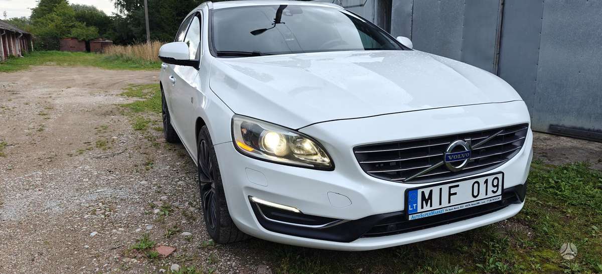 Volvo V60, 2.0 l., Универсал