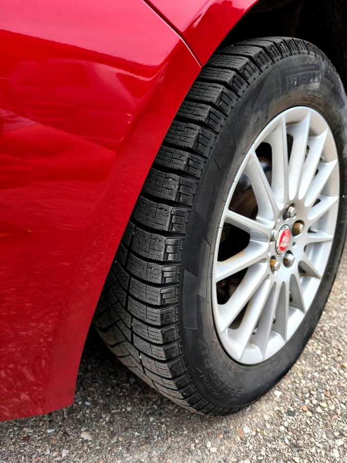 Jaguar XF, 2.0 l., Седан