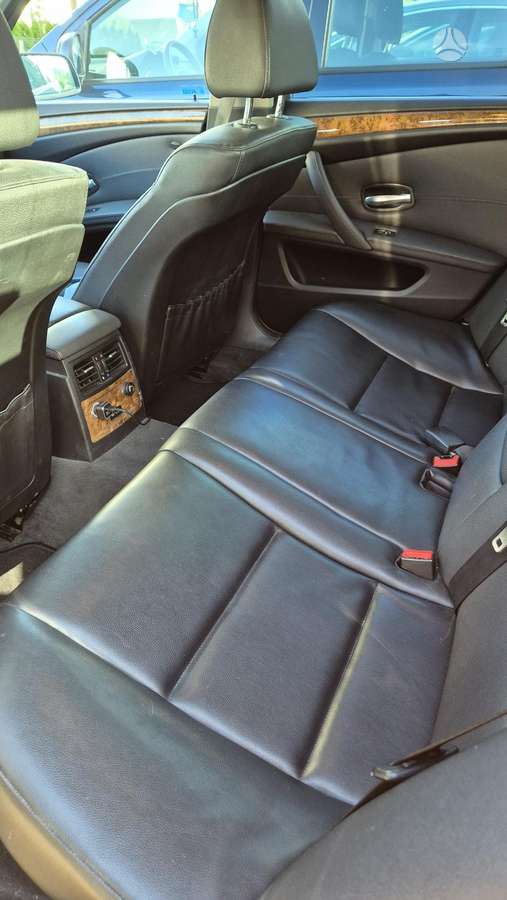 BMW 525, 3.0 l., Седан