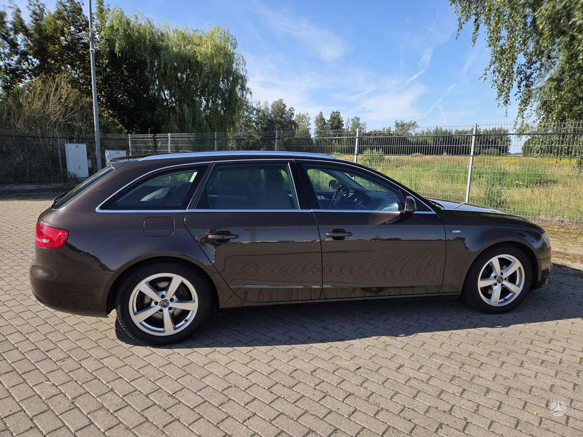 Audi A4, 2.0 l., Универсал