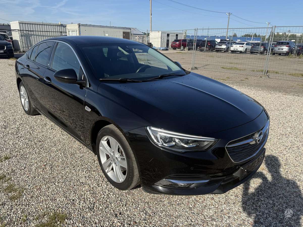 Opel Insignia, 1.5 l., hatchback