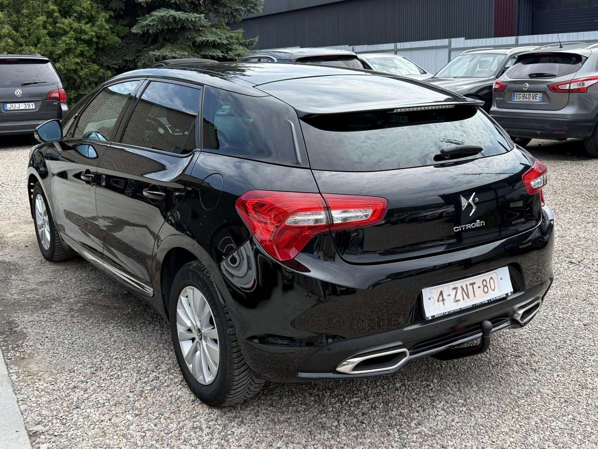 Citroen DS5, 1.6 l., hatchback