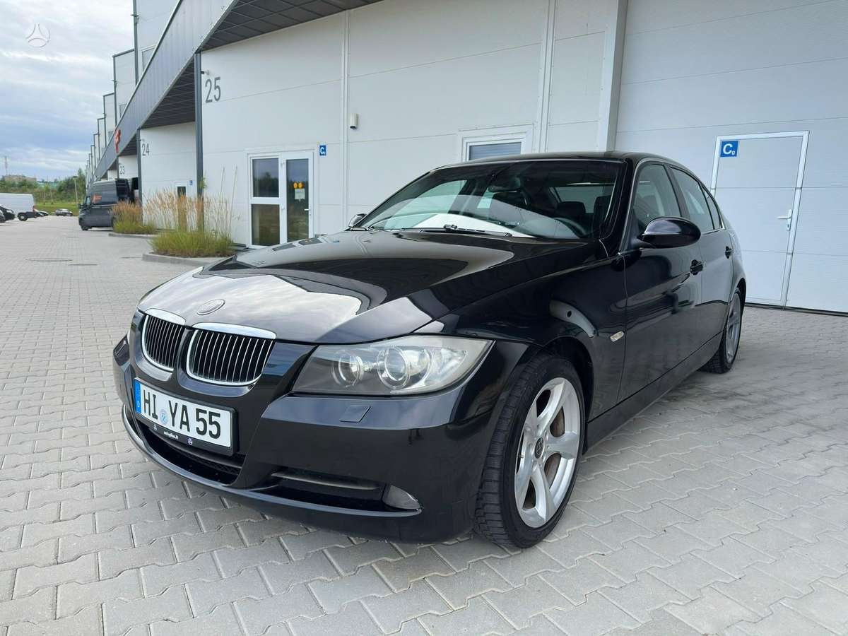 BMW 325, 3.0 l., Седан