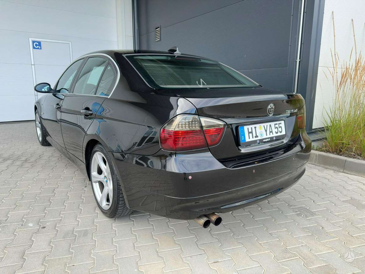 BMW 325, 3.0 l., Седан