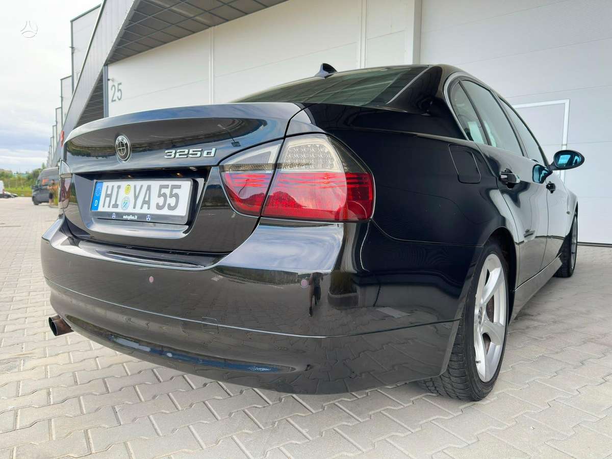 BMW 325, 3.0 l., Седан